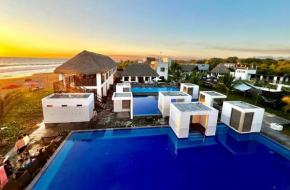 Hotel Maya Jade